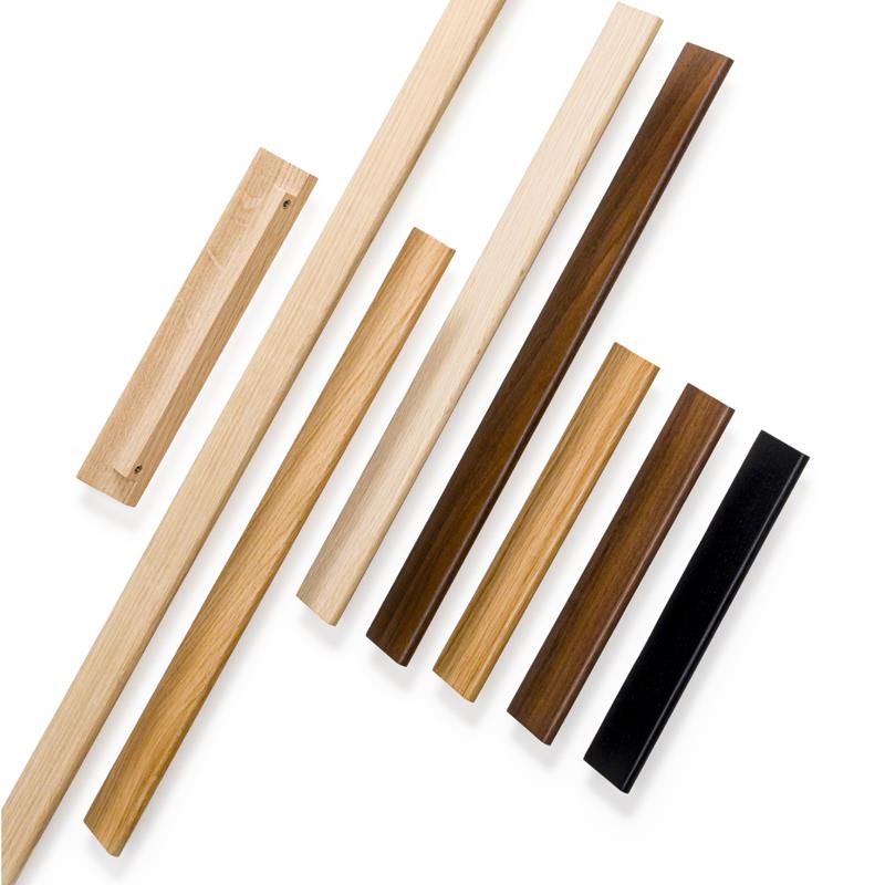 Poignée V0698 CANO bois laqué noir mat 320 mm