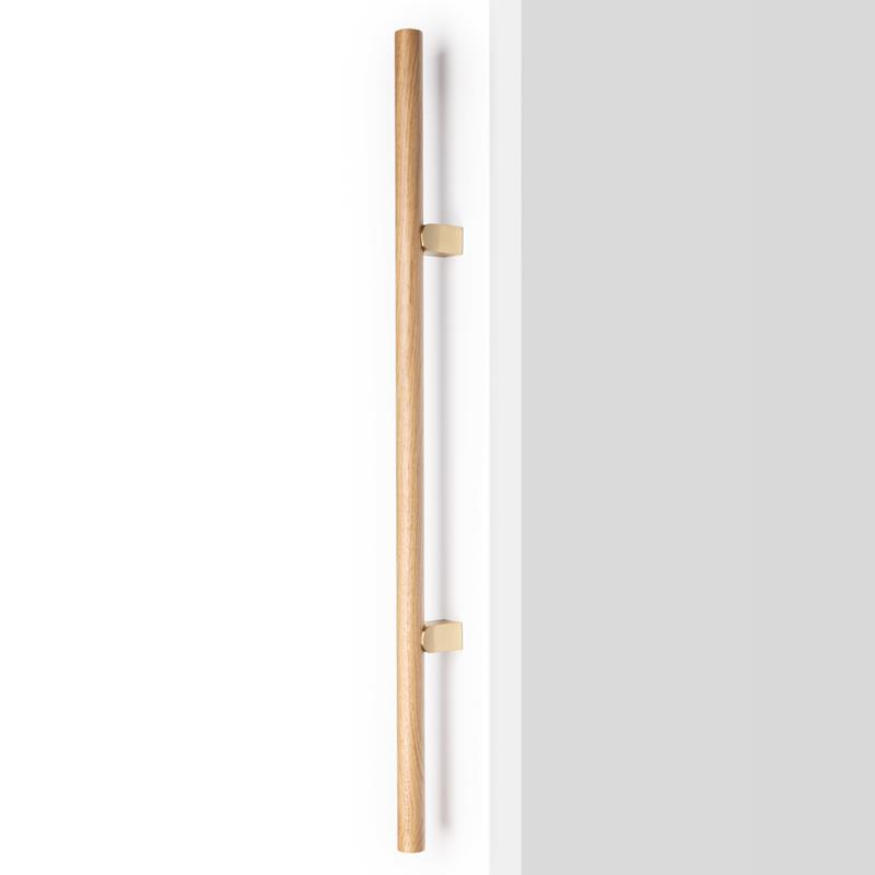 Handle KUMO WOOD BIG ONE V0732 oak/brass 448 mm back-to-back mounting