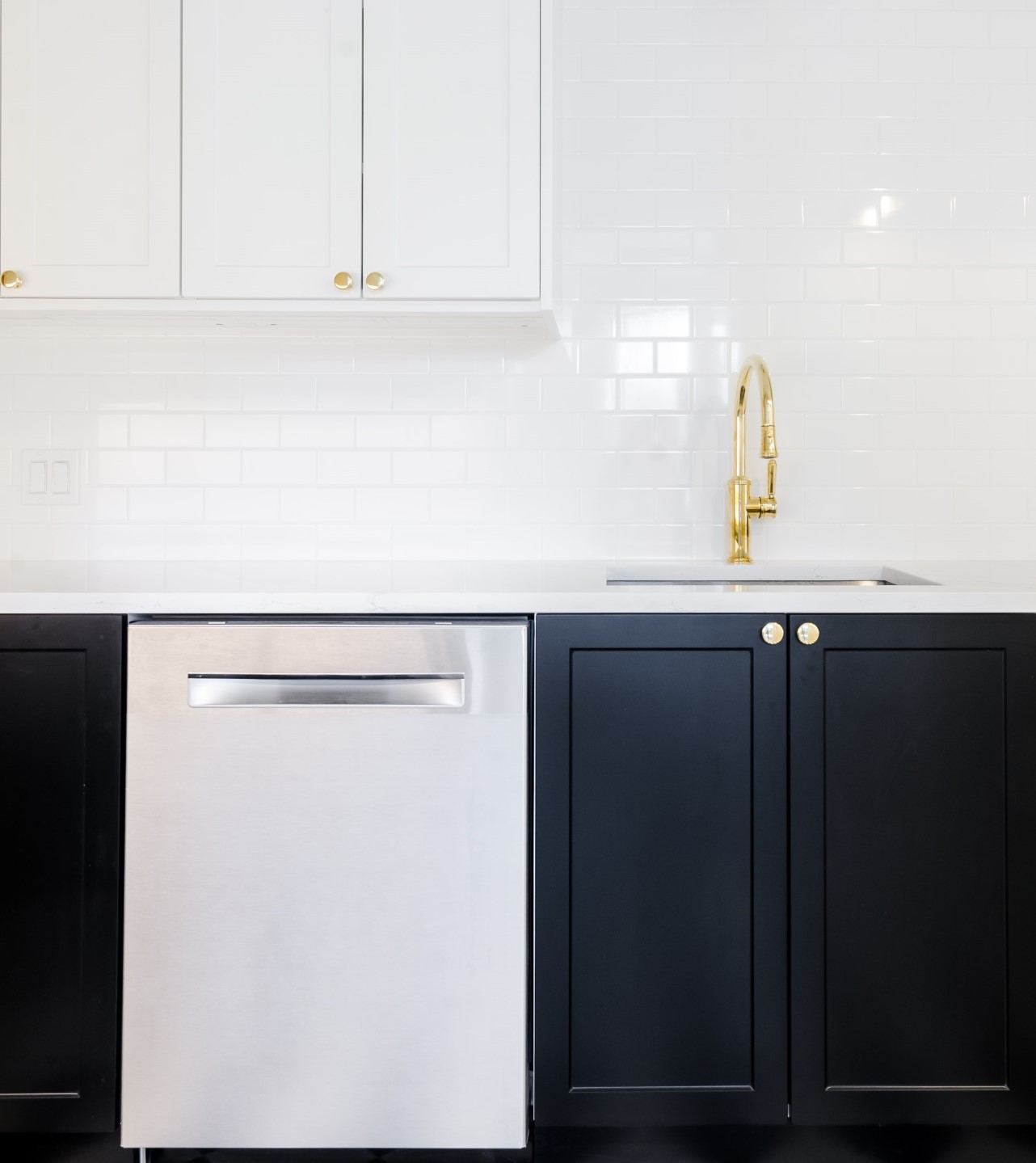 Cuisine noire et blanche